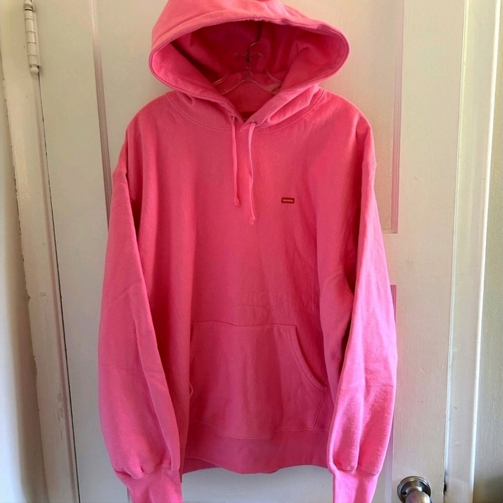 Supreme Small Box Logo